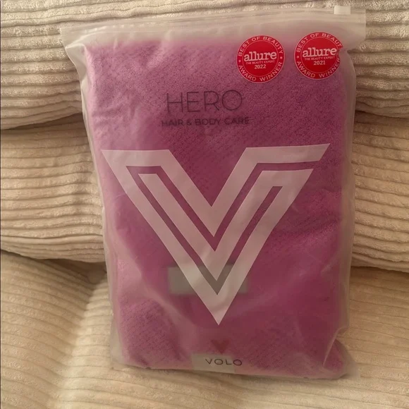 Volo Hero Hair & Body Care Towel in Pink - Picture 1 of 2